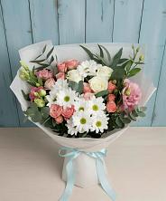 Букет цветов из:  Розы, Лизиантусы и Хризантемы в Зарубино Новгородская область