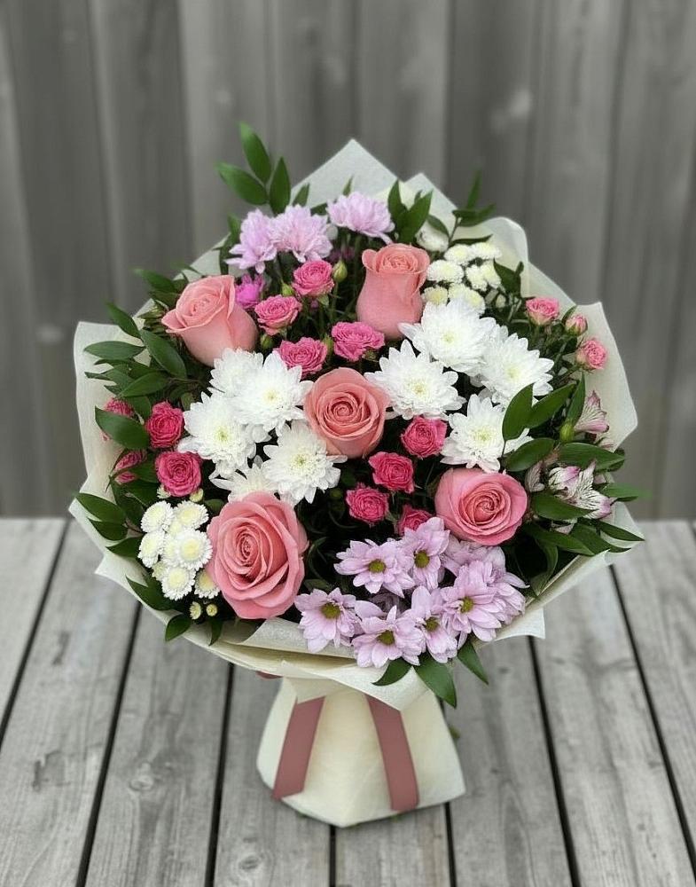 Букет цветов из: Альстромерии, Гвоздики, Розы и Хризантемы в Зарубино Новгородская область