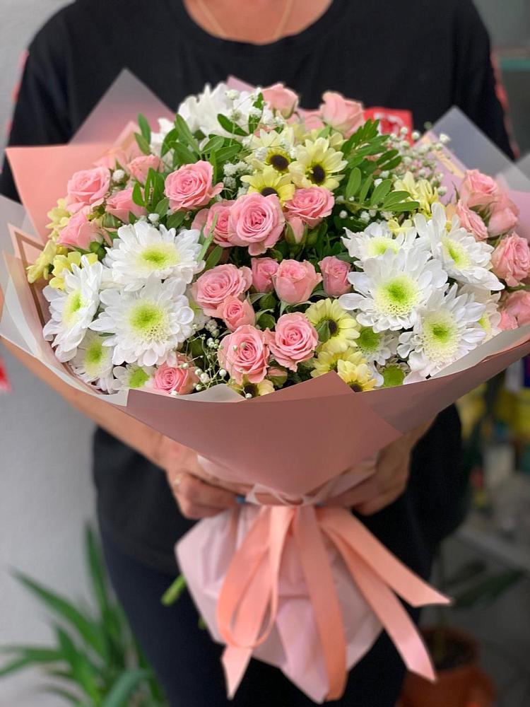 Букет цветов из: Розы и Хризантемы в Зарубино Новгородская область