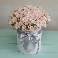 Цветочная композиция из Розы в шляпной коробке в Зарубино Новгородская область