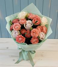 Букет цветов из:  Розы в Зарубино Новгородская область