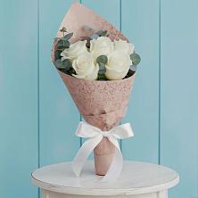 Букет цветов из:  Розы в Зарубино Новгородская область
