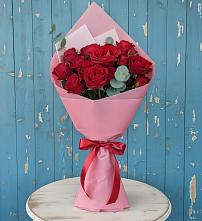 Букет цветов из:  Розы в Зарубино Новгородская область