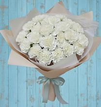 Букет цветов из:  Гвоздики в Зарубино Новгородская область